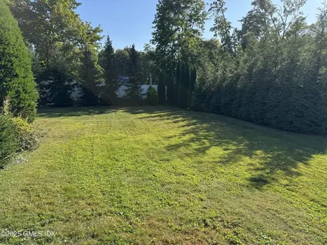 519 E Putnam Avenue Greenwich CT 06830