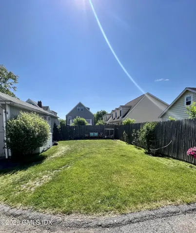 225 Hamilton Avenue Greenwich CT 06830