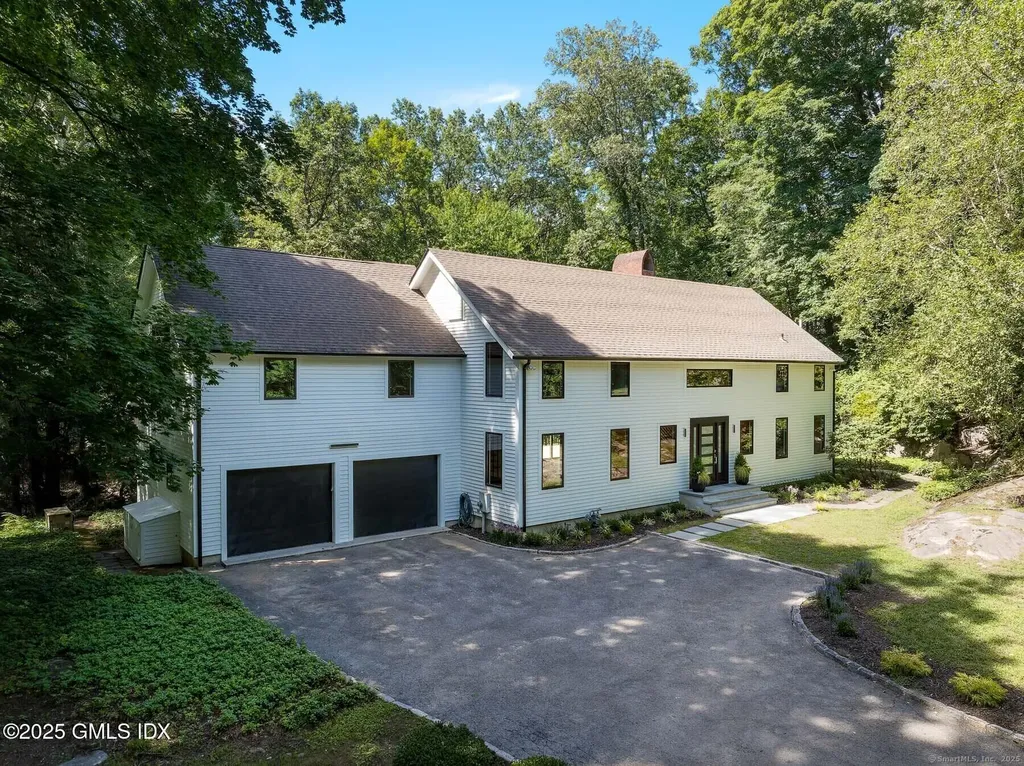 10 Tomahawk Lane Greenwich CT 06830