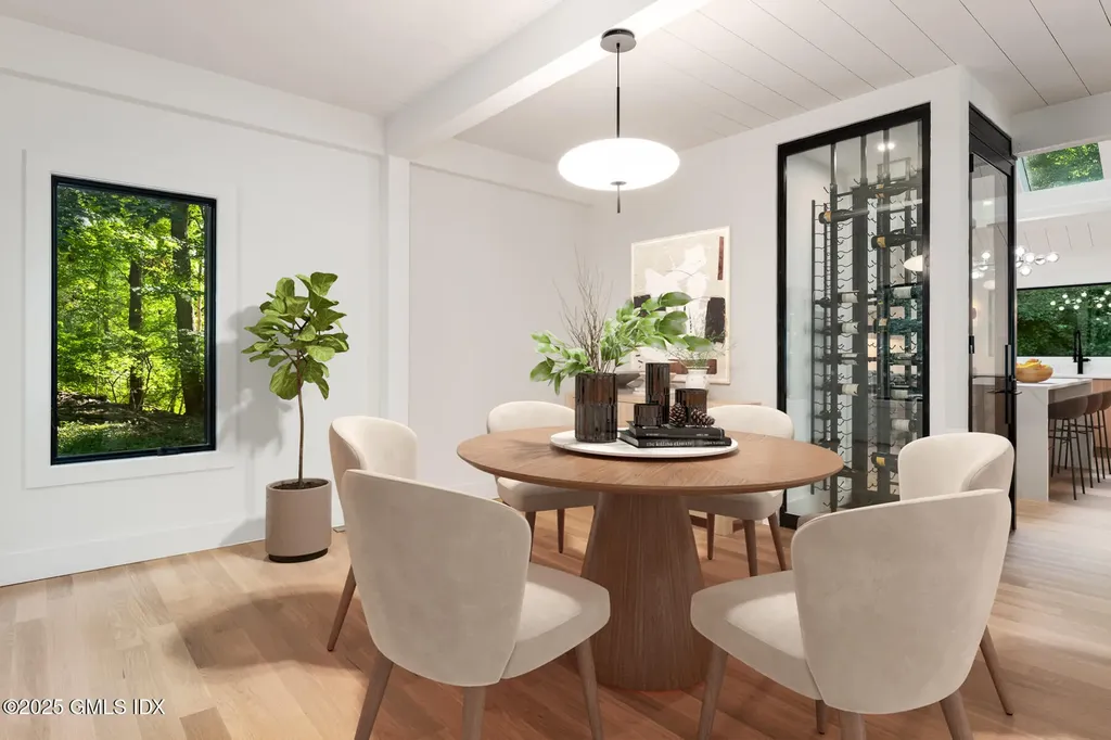 10 Tomahawk Lane Greenwich CT 06830