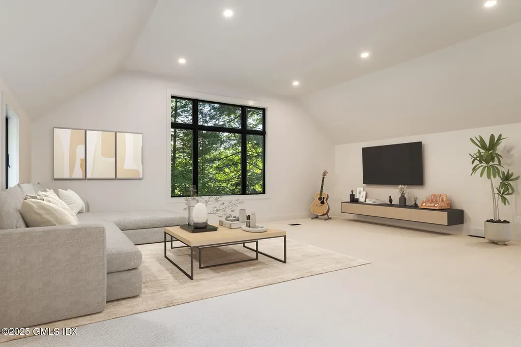 10 Tomahawk Lane Greenwich CT 06830