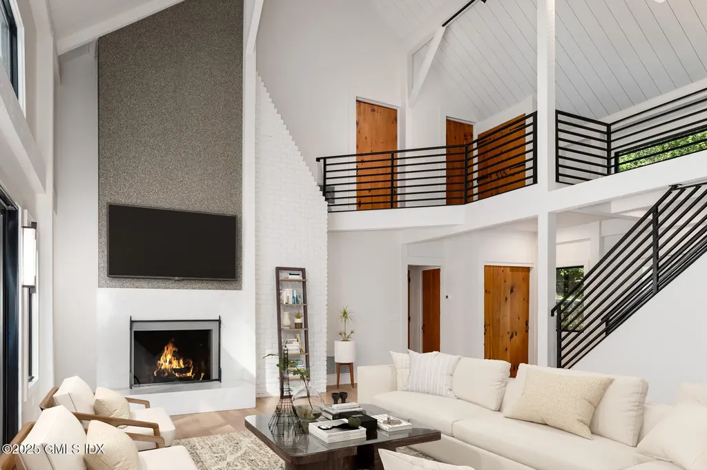 10 Tomahawk Lane Greenwich CT 06830