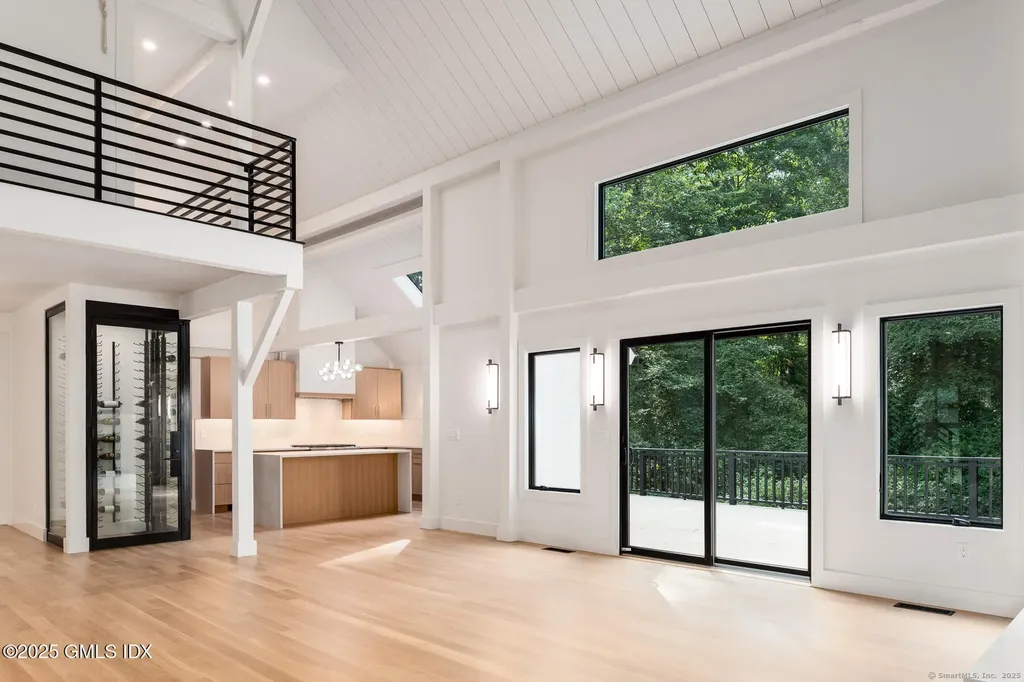 10 Tomahawk Lane Greenwich CT 06830