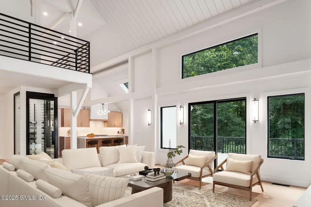 10 Tomahawk Lane Greenwich CT 06830