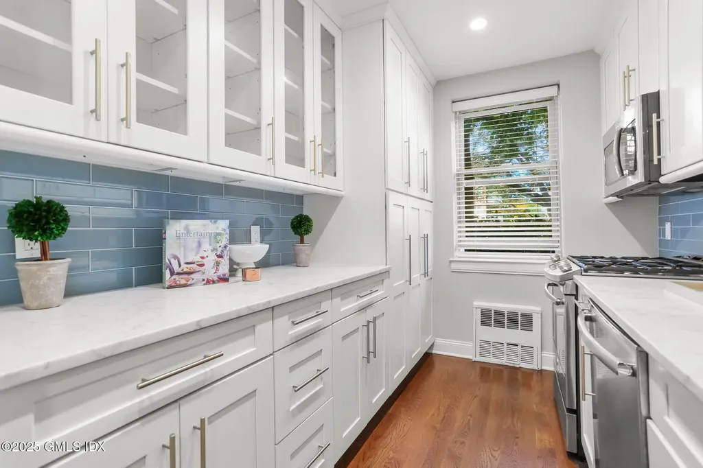 2 Putnam Hill Greenwich CT 06830