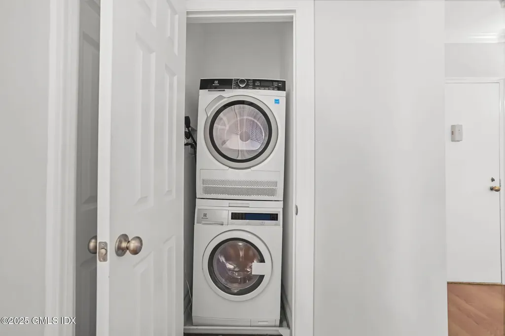 2 Putnam Hill Greenwich CT 06830