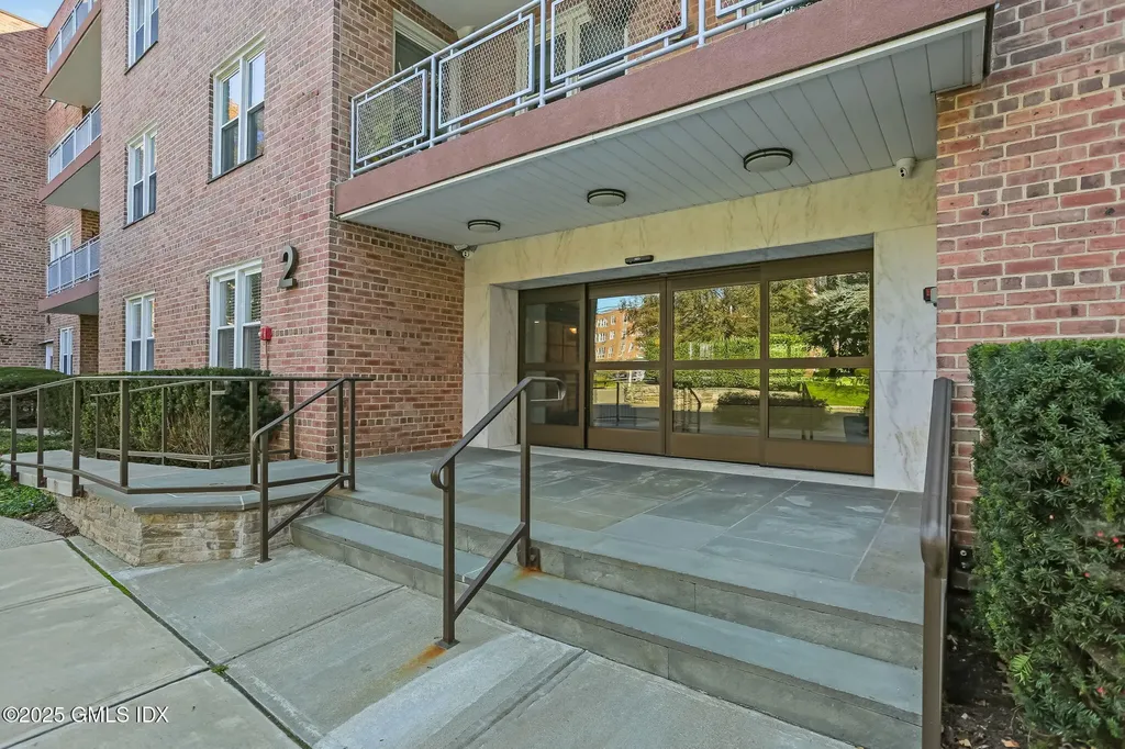 2 Putnam Hill Greenwich CT 06830