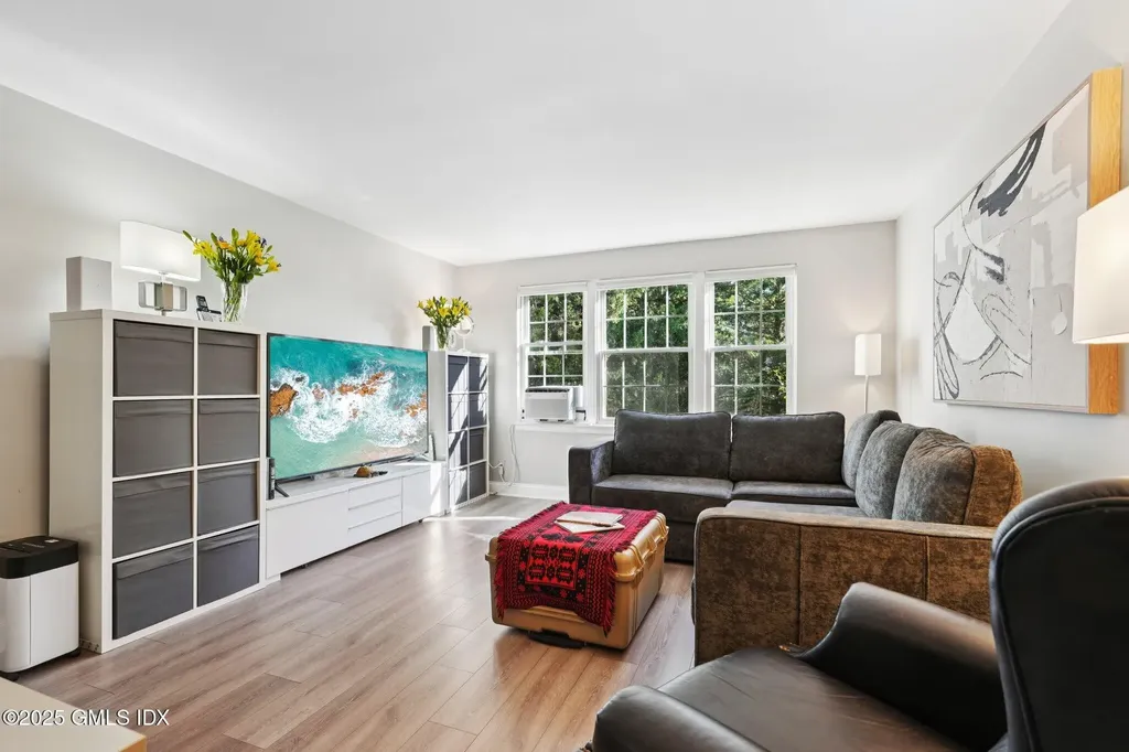 65 Putnam Park Greenwich CT 06830