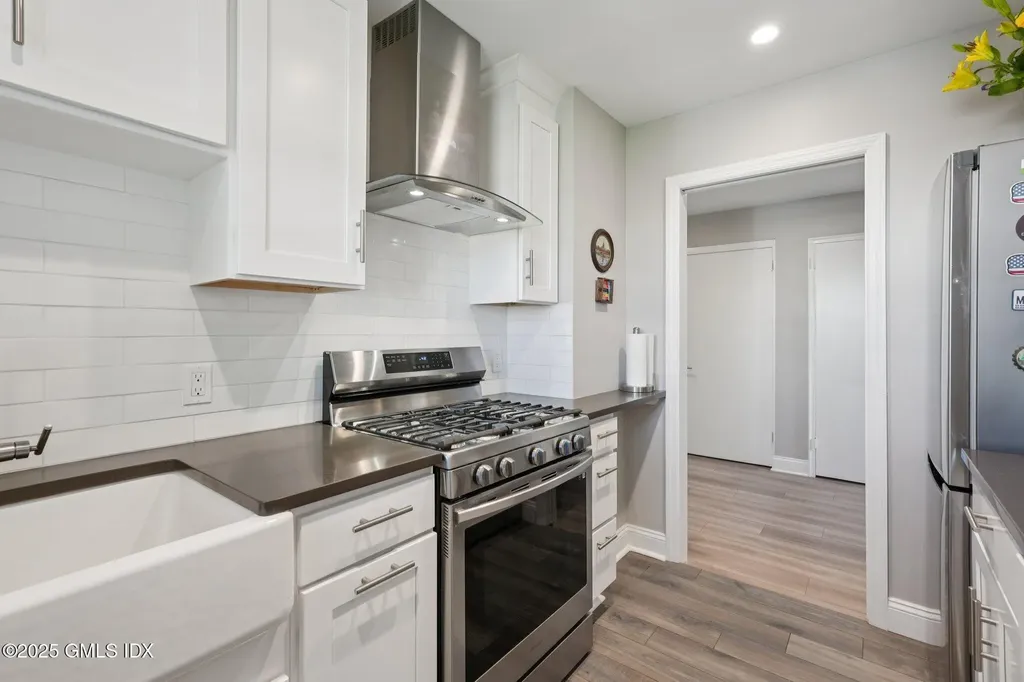 65 Putnam Park Greenwich CT 06830