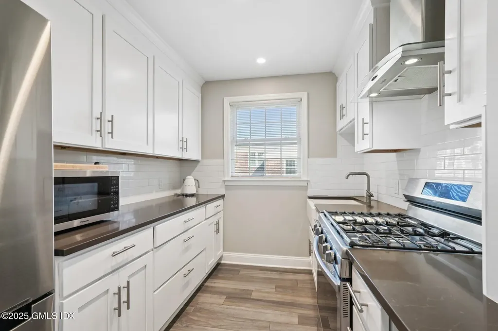 65 Putnam Park Greenwich CT 06830