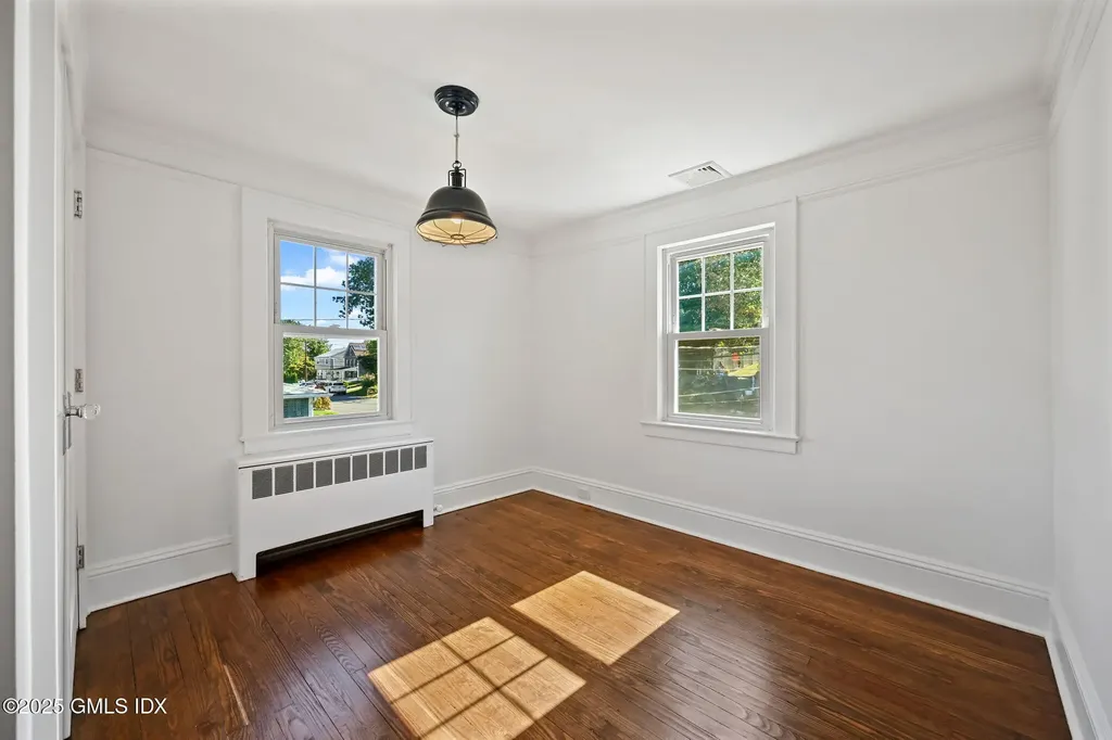 30 High Street Greenwich CT 06830