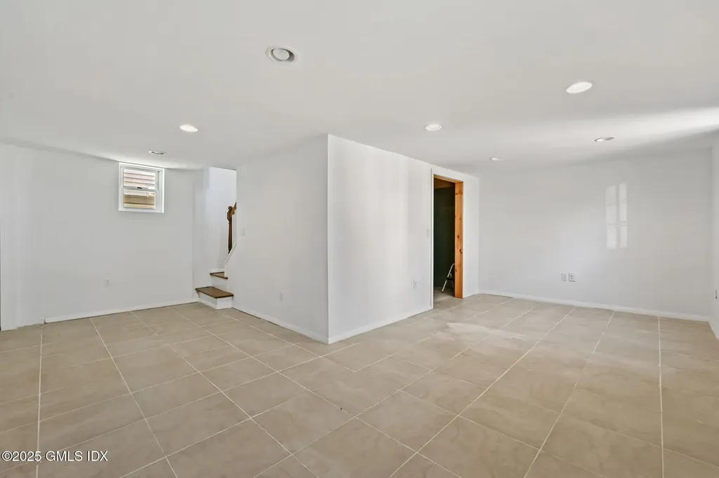 30 High Street Greenwich CT 06830