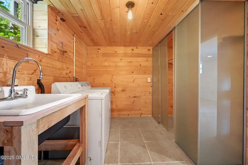 30 High Street Greenwich CT 06830