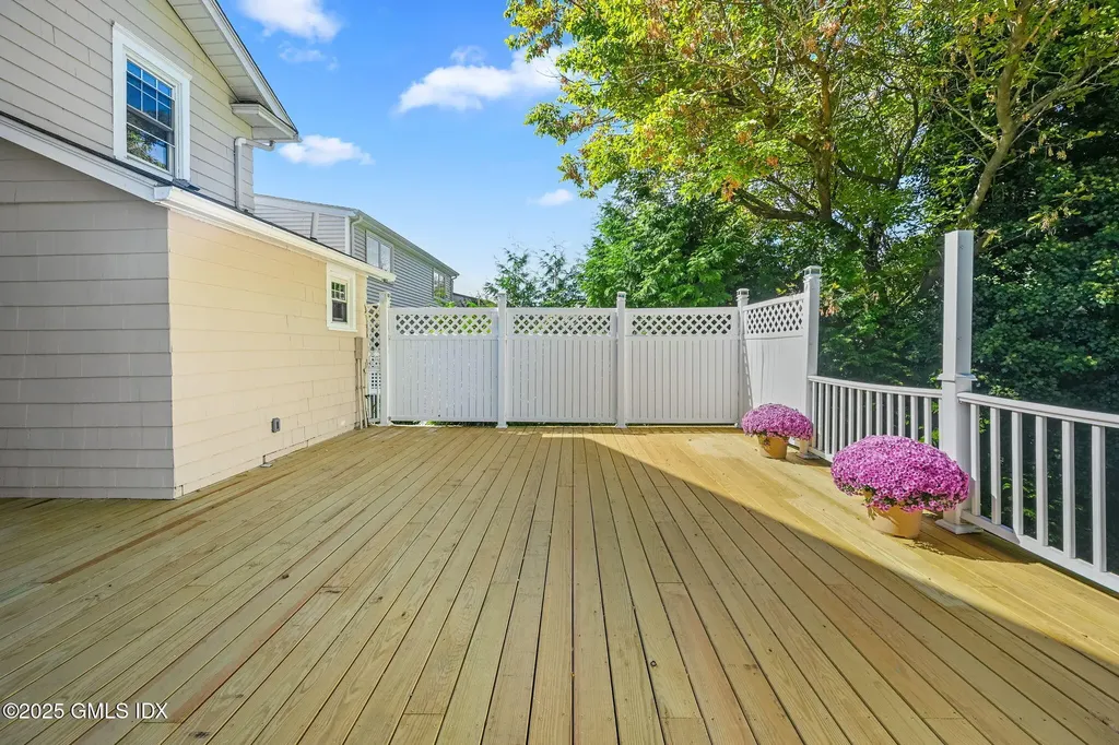 30 High Street Greenwich CT 06830