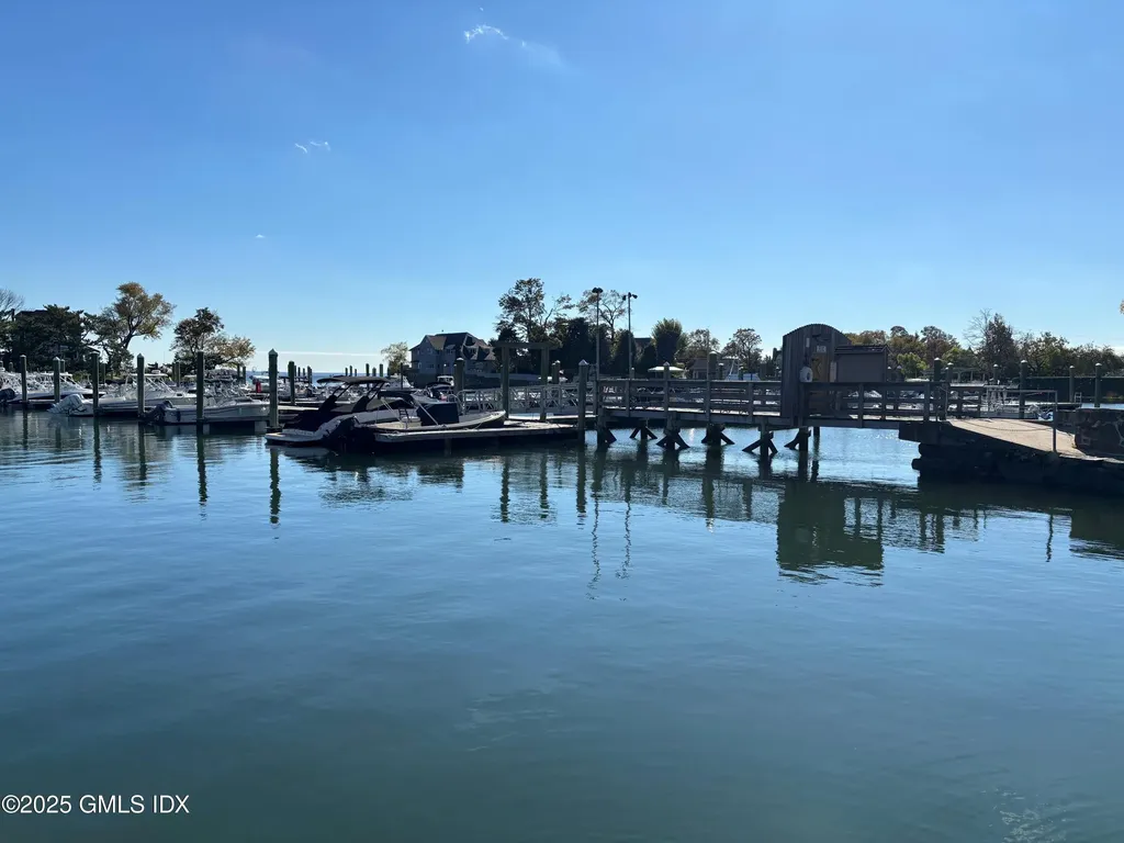 30 High Street Greenwich CT 06830