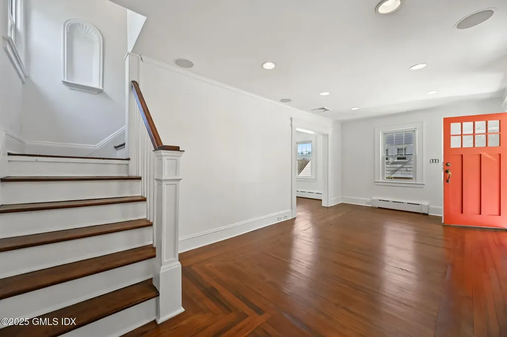 30 High Street Greenwich CT 06830