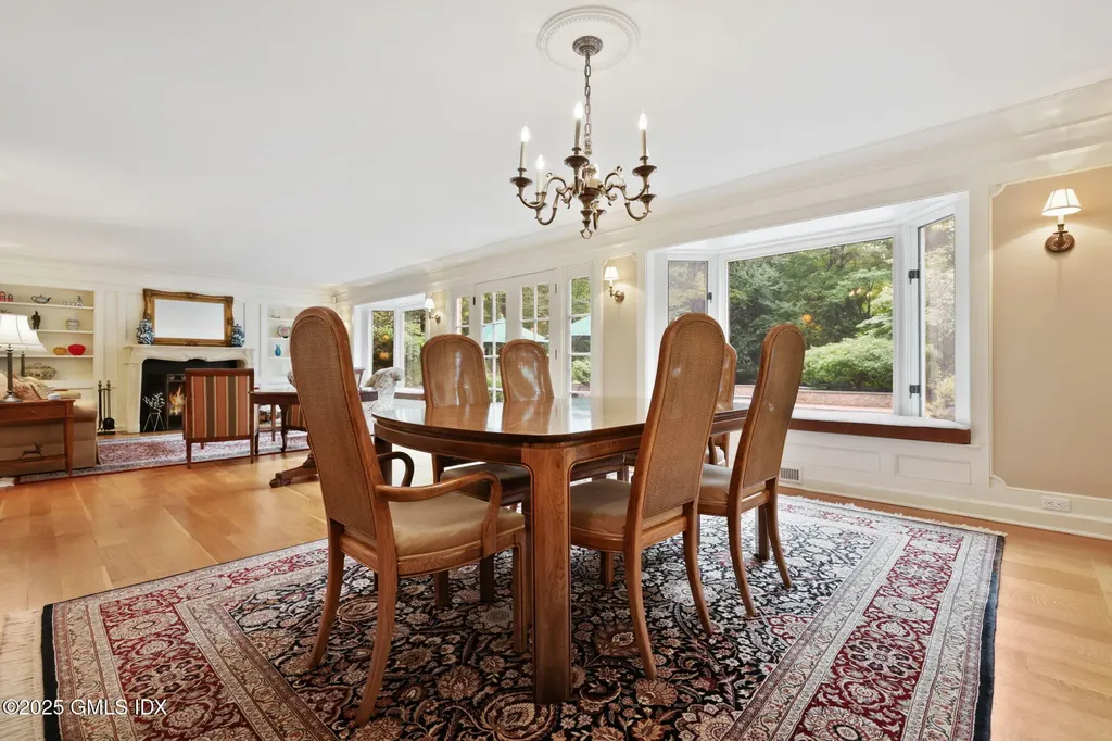 78 Londonderry Drive Greenwich CT 06830