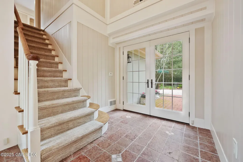 78 Londonderry Drive Greenwich CT 06830