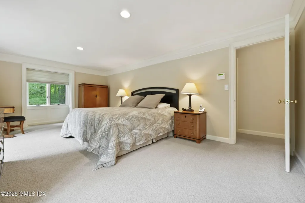 78 Londonderry Drive Greenwich CT 06830