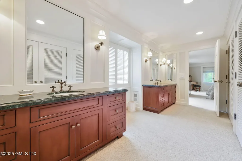 78 Londonderry Drive Greenwich CT 06830