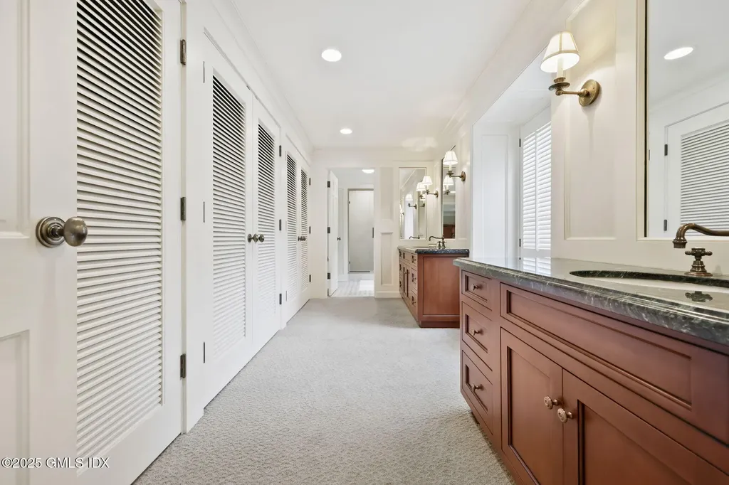 78 Londonderry Drive Greenwich CT 06830