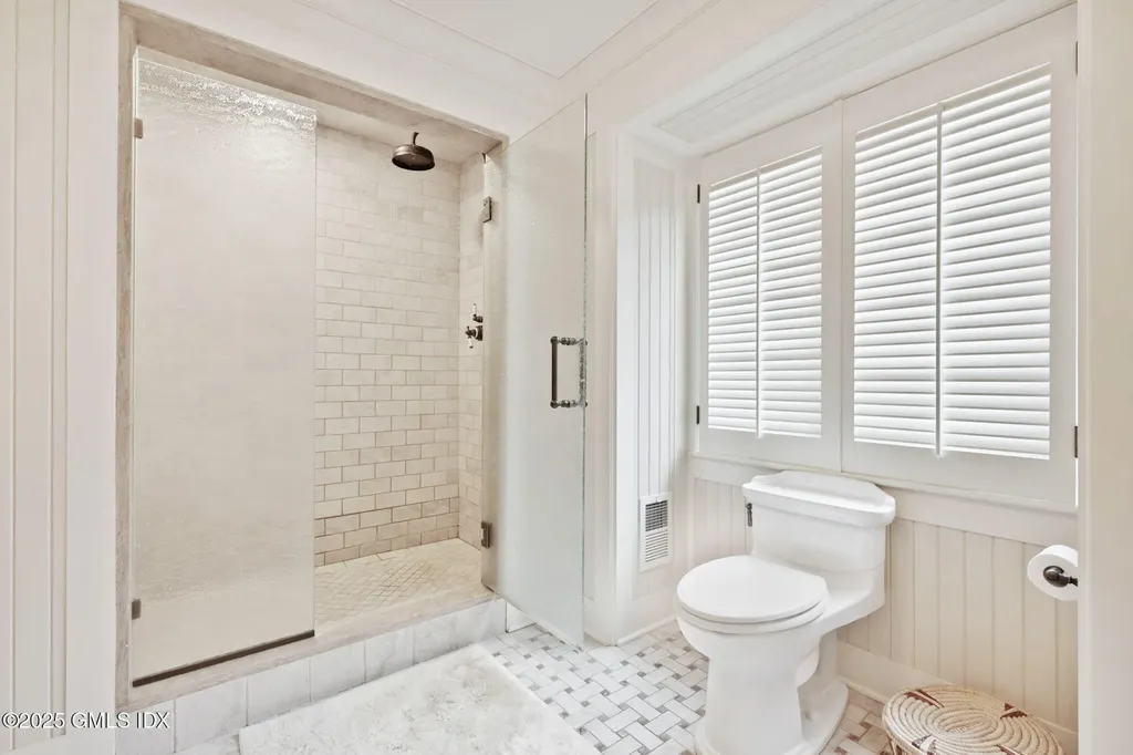 78 Londonderry Drive Greenwich CT 06830