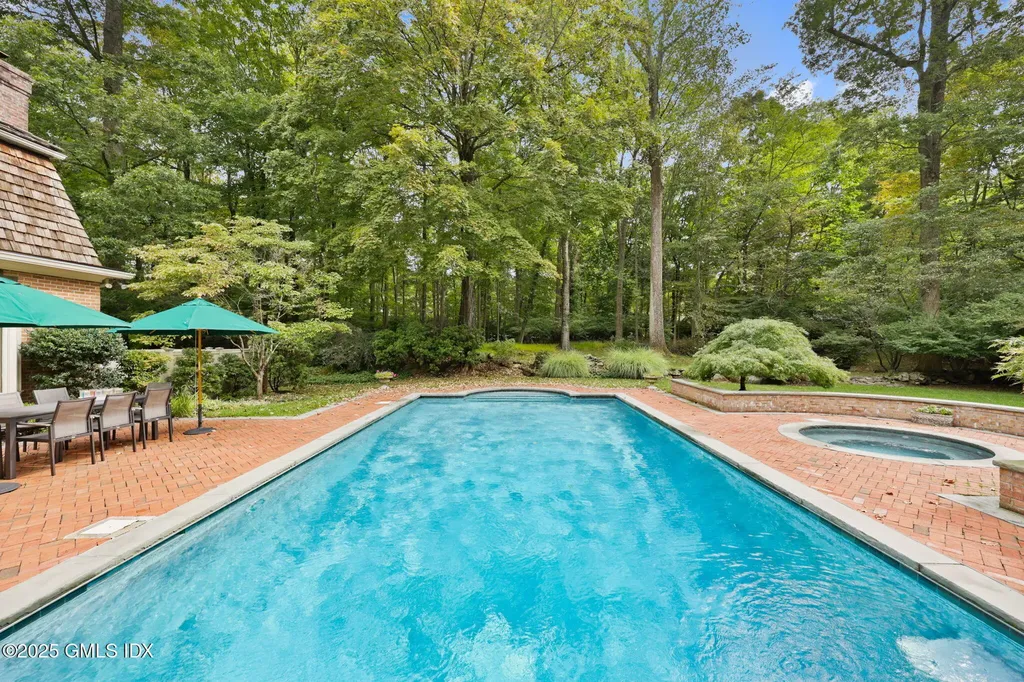 78 Londonderry Drive Greenwich CT 06830