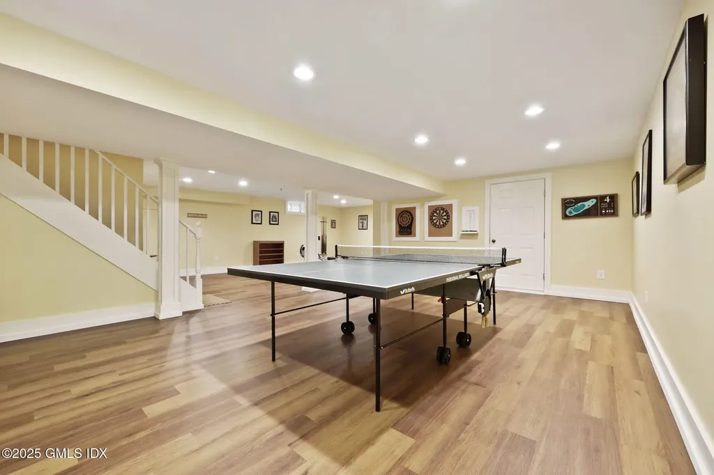 78 Londonderry Drive Greenwich CT 06830