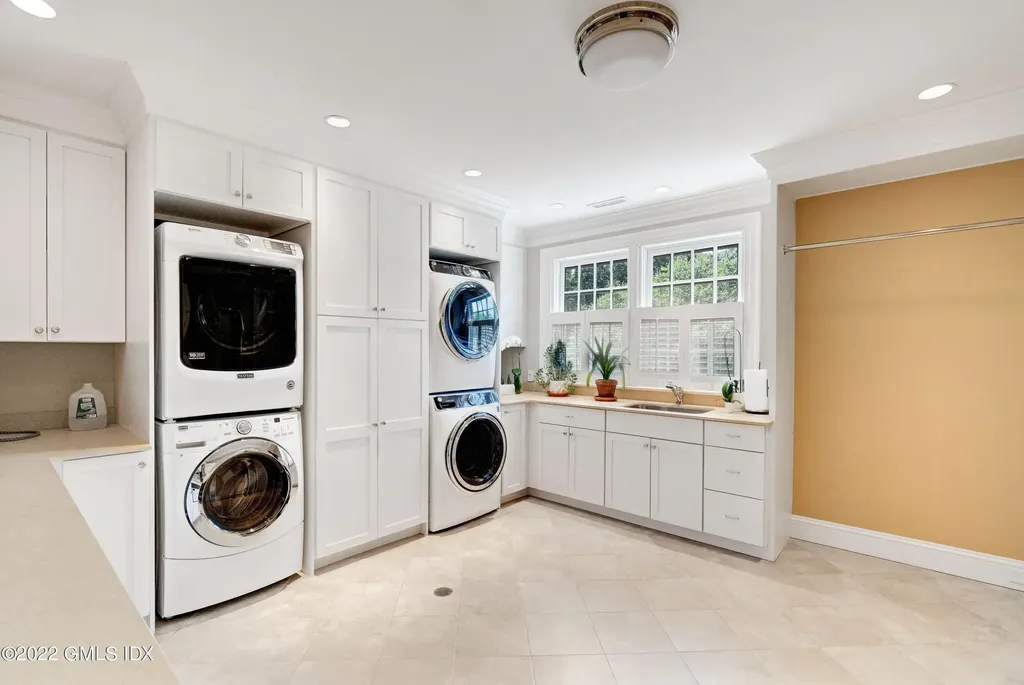 97 Pecksland Road Greenwich CT 06831