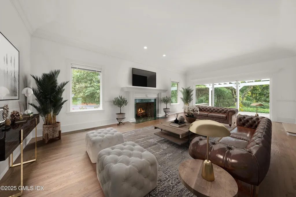 21 Harkim Road Greenwich CT 06831