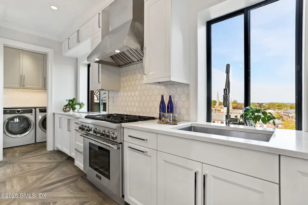 4 Lafayette Court Greenwich CT 06830