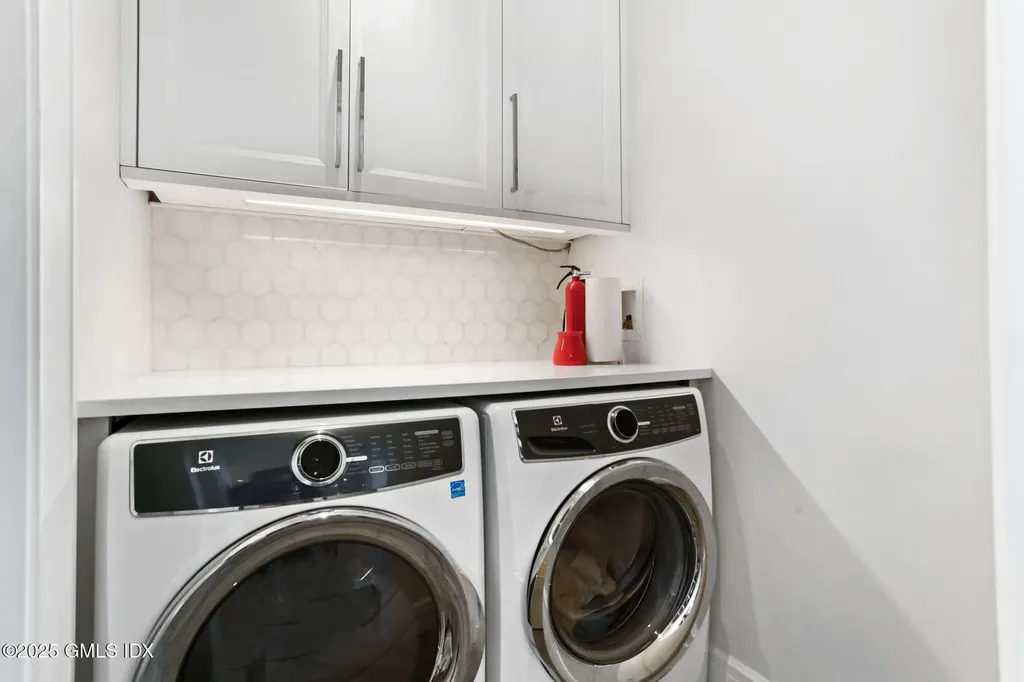 4 Lafayette Court Greenwich CT 06830