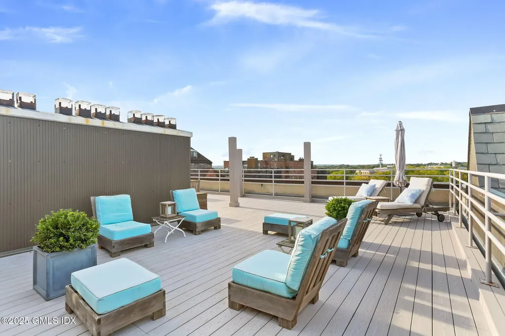 4 Lafayette Court Greenwich CT 06830