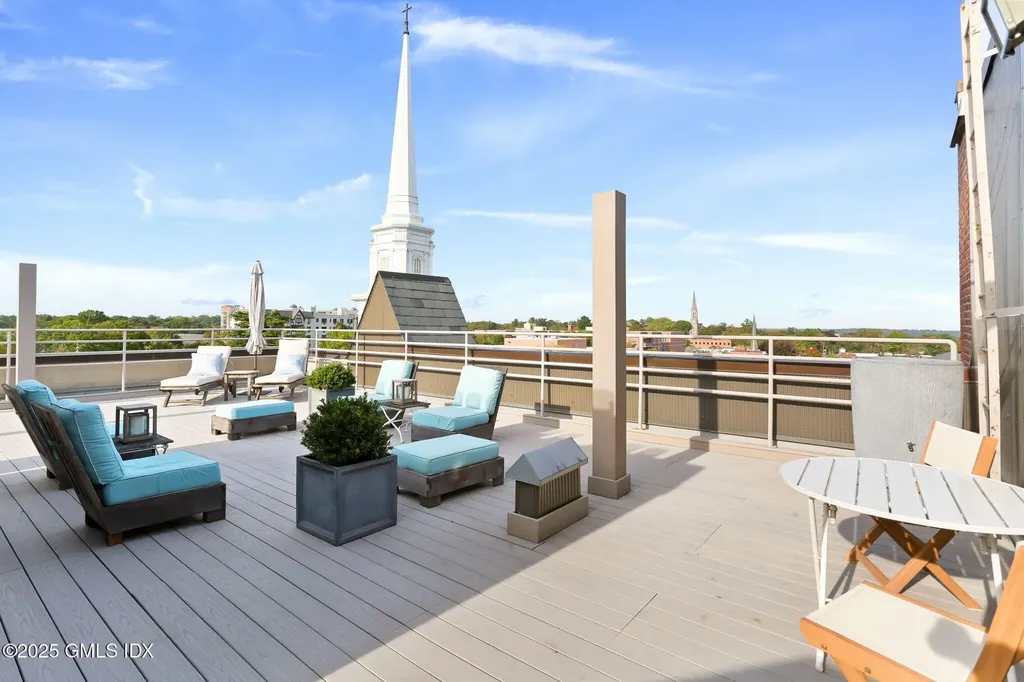 4 Lafayette Court Greenwich CT 06830