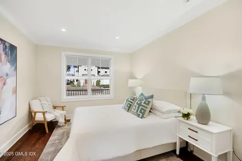 31 East Avenue New Canaan CT 06840