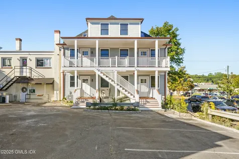 31 East Avenue New Canaan CT 06840