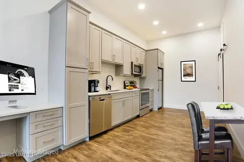 44 Greenwich Avenue Greenwich CT 06830