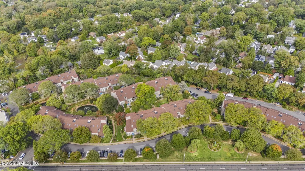 1465 E Putnam Avenue Old Greenwich CT 06870