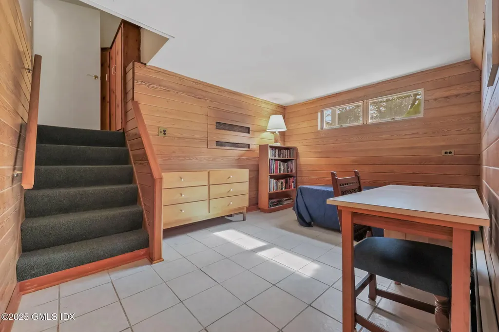 23 Silver Beech Road Riverside CT 06878