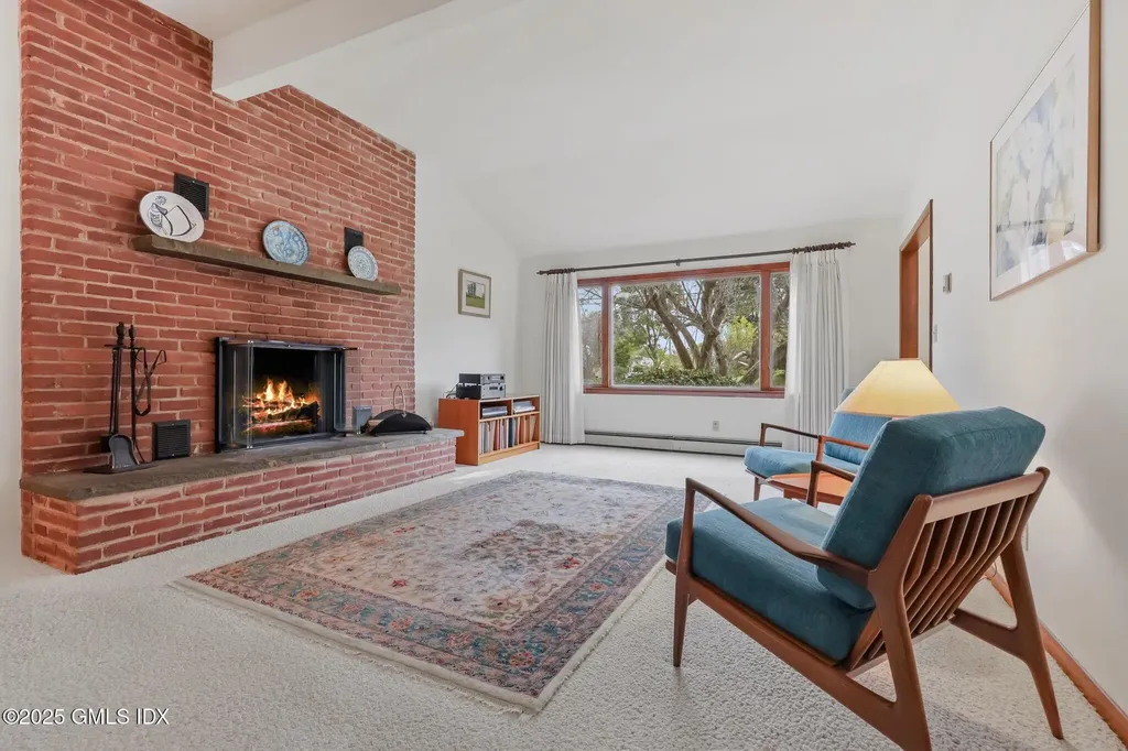 23 Silver Beech Road Riverside CT 06878