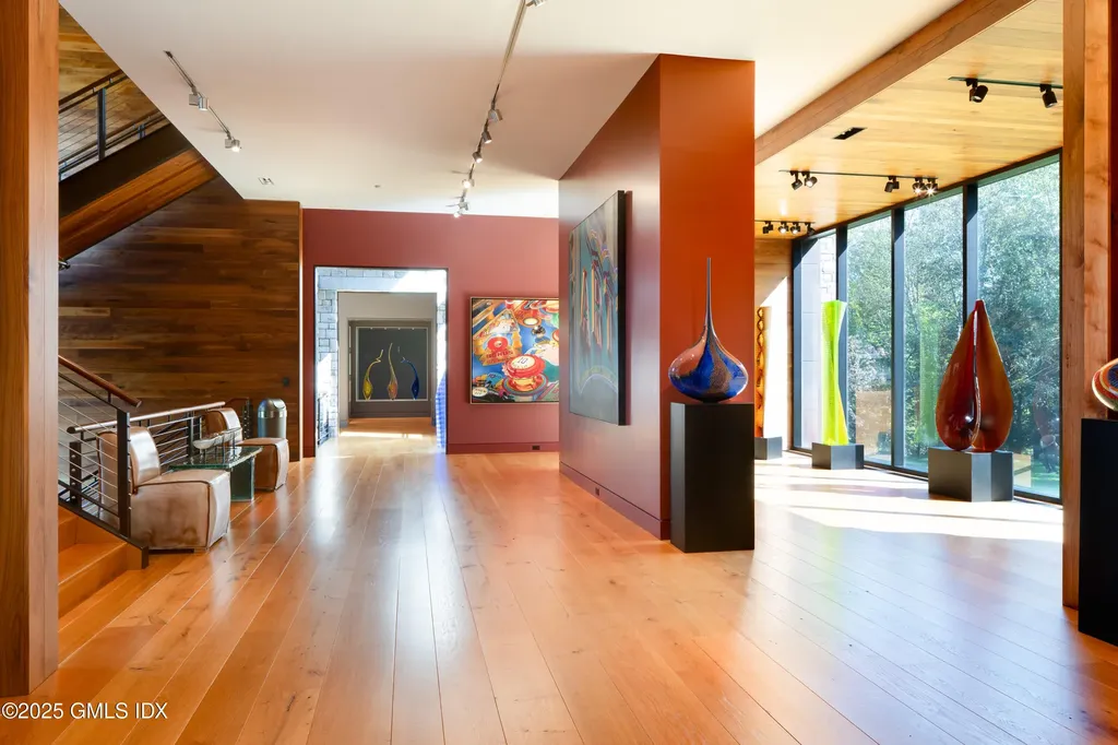 71 N Porchuck Road Greenwich CT 06831