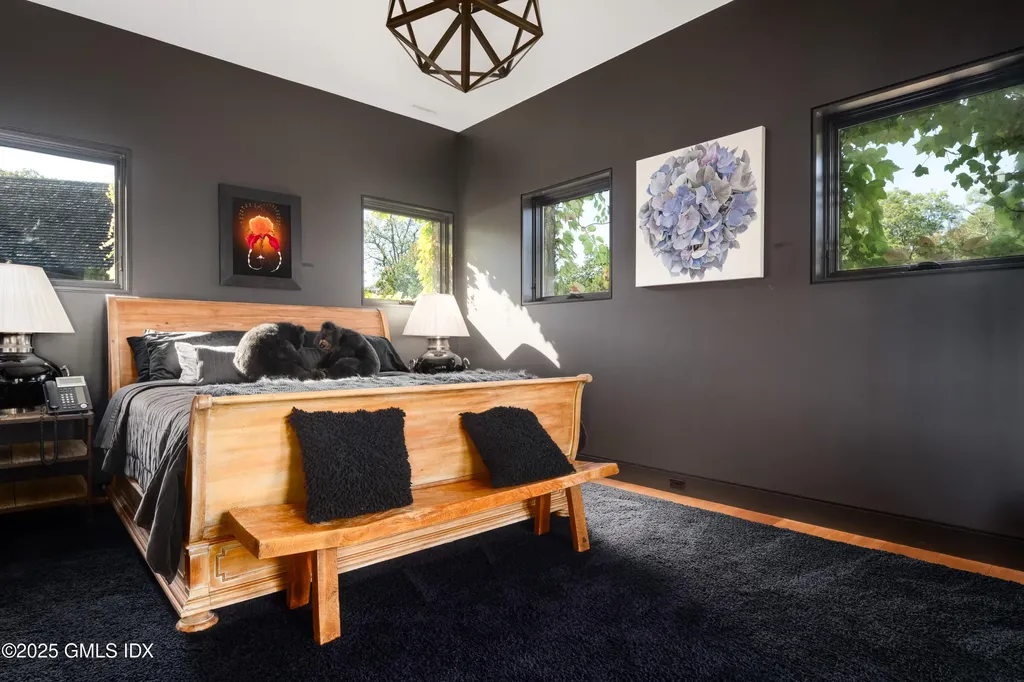 71 N Porchuck Road Greenwich CT 06831