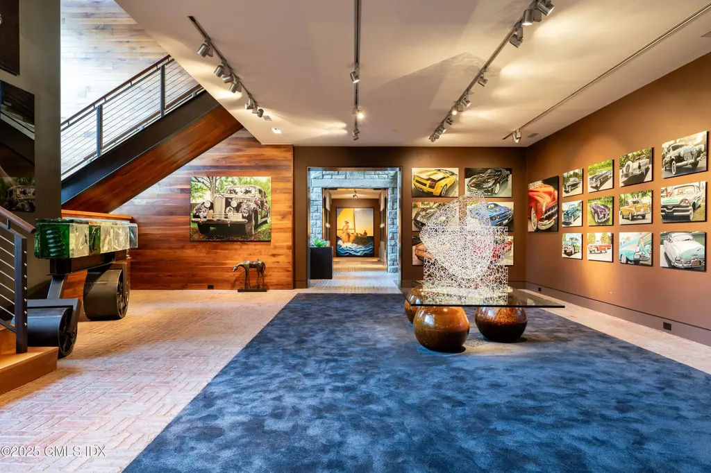 71 N Porchuck Road Greenwich CT 06831