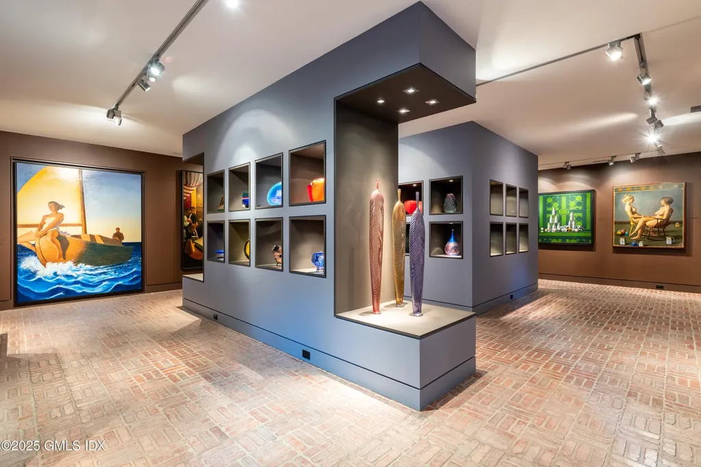 71 N Porchuck Road Greenwich CT 06831