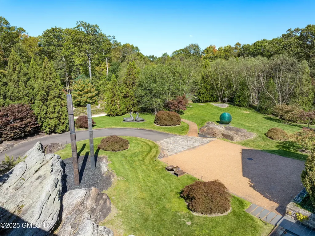 71 N Porchuck Road Greenwich CT 06831