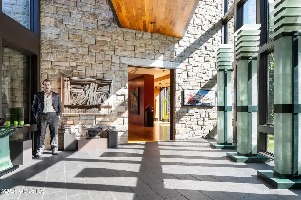 71 N Porchuck Road Greenwich CT 06831