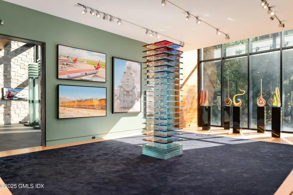 71 N Porchuck Road Greenwich CT 06831