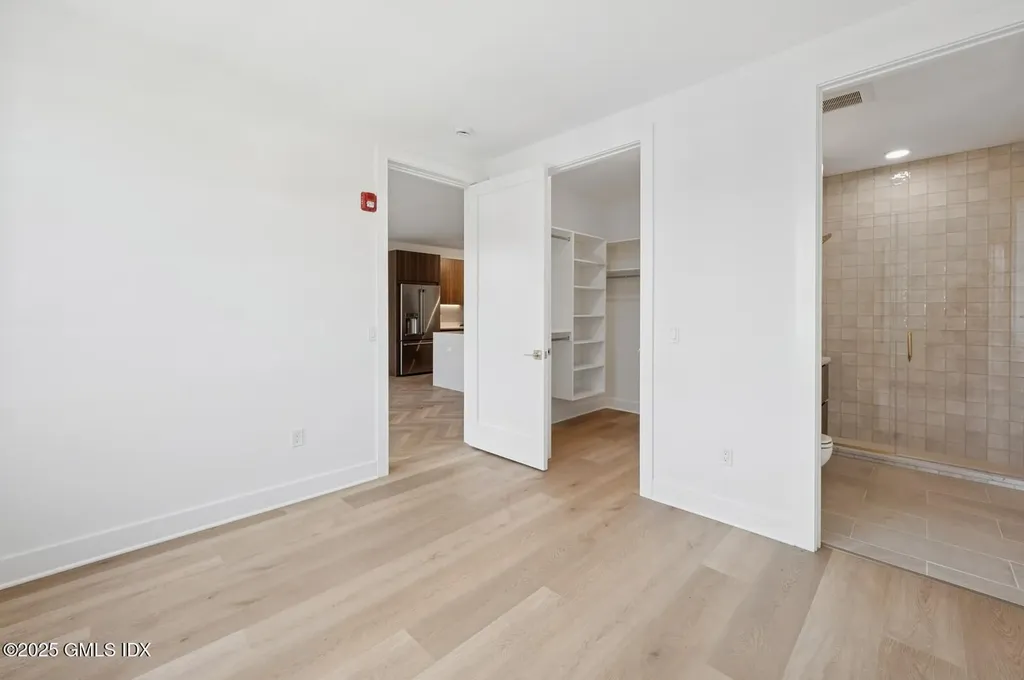 100 E Putnam Avenue Cos Cob CT 06807