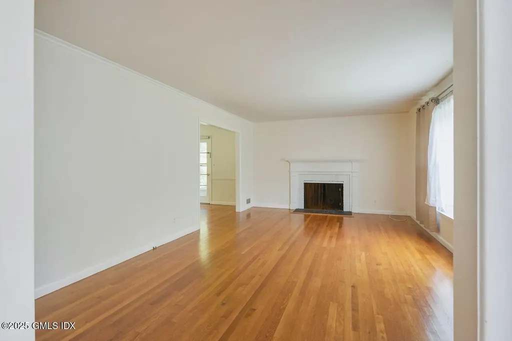 39 Mallard Drive Greenwich CT 06830