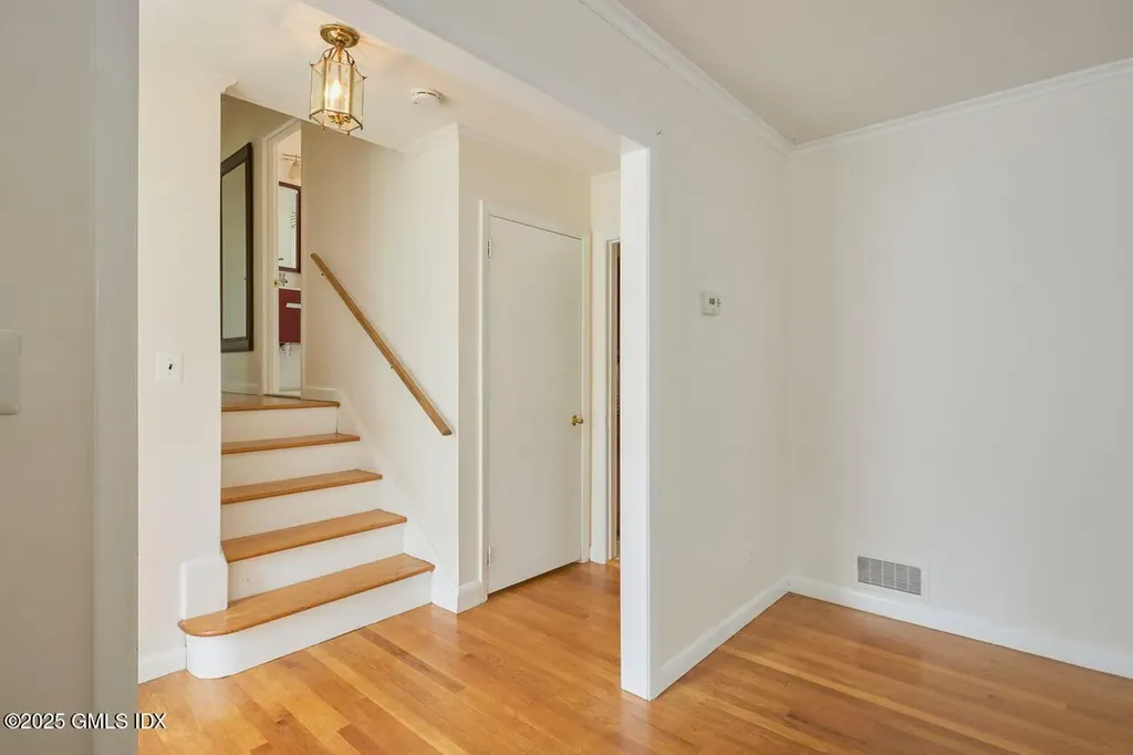 39 Mallard Drive Greenwich CT 06830